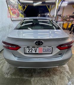 تۆیۆتا کامری